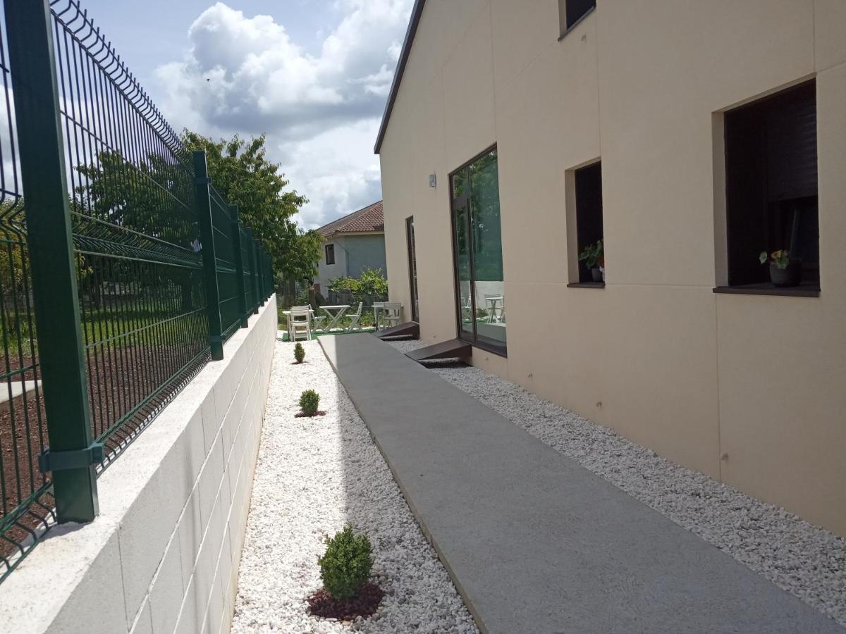 Guest house Clarevar *